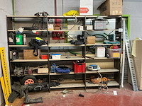 Magazijnrekje met inhoud - afbeelding 1 van  15