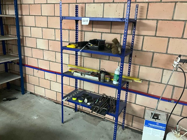 Magazijnrek/opbergrek met inhoud - afbeelding 1 van  11