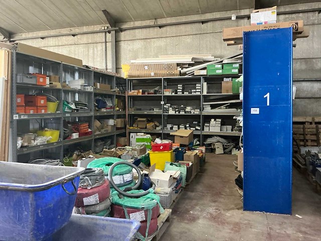 Magazijnstelling (8x) - afbeelding 1 van  6