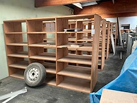 Magazijnstelling houten (16x)