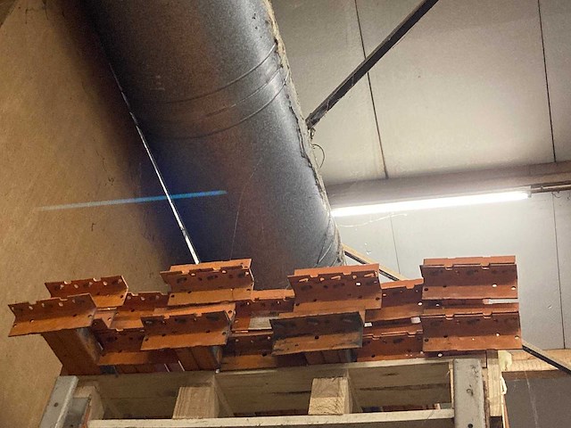 Magazijnstelling liggers (75x) - afbeelding 2 van  2