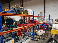 Magazijnstelling met houten legborden - afbeelding 2 van  5