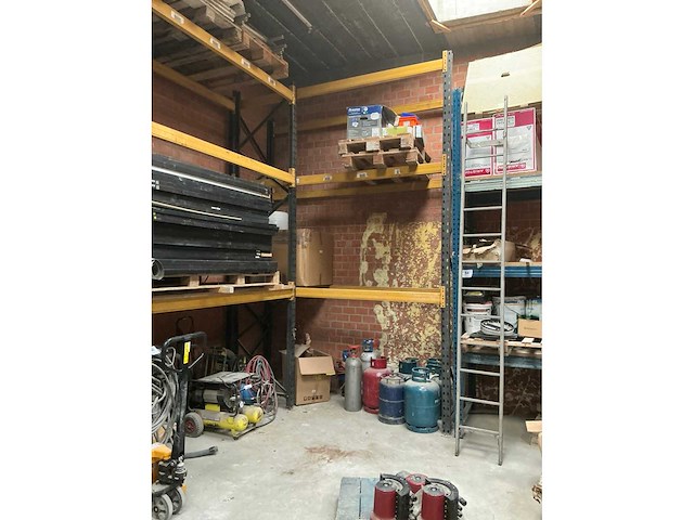 Magazijnstelling met inhoud (2x) - afbeelding 3 van  8