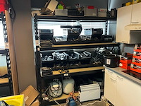 Magazijnstelling met inhoud bevestigingsmaterialen - afbeelding 1 van  5