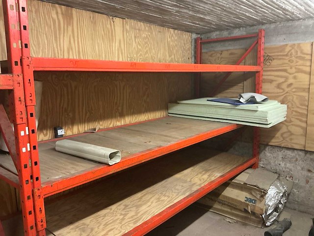 Magazijnstelling met inhoud - afbeelding 12 van  15