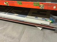 Magazijnstelling met inhoud - afbeelding 7 van  11