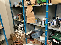 Magazijnstelling met inhoud - afbeelding 10 van  12