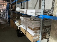 Magazijnstelling met inhoud - afbeelding 6 van  16