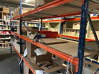 Magazijnstelling met inhoud - afbeelding 4 van  11