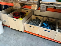 Magazijnstelling met inhoud - afbeelding 4 van  6