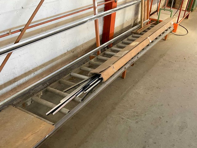 Magazijnstelling met rollenbaan (4x) - afbeelding 1 van  3