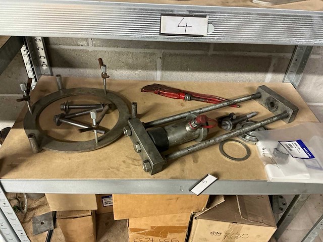 Magazijnstelling met volvo- special tools - afbeelding 5 van  34