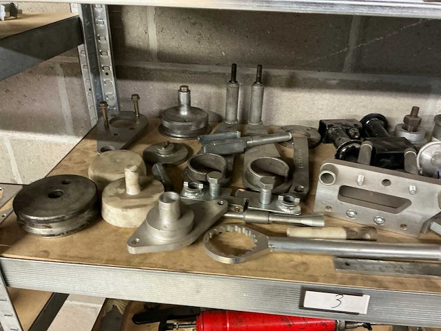 Magazijnstelling met volvo- special tools - afbeelding 10 van  34