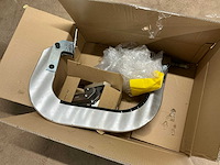 Magazijnstelling met volvo-special tools - afbeelding 12 van  64