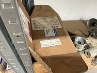 Magazijnstelling met volvo-special tools - afbeelding 10 van  40