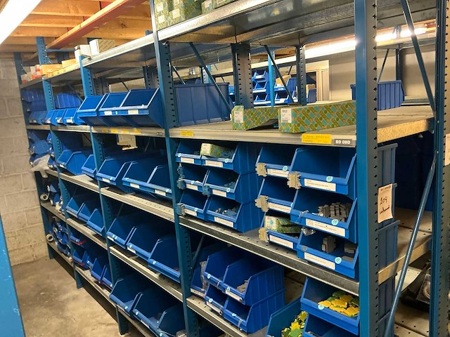 Magazijnstelling - afbeelding 1 van  8