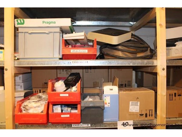 Magazijnstellingen (opslagrekken) – onbekend merk + diverse onderdelen - afbeelding 3 van  7