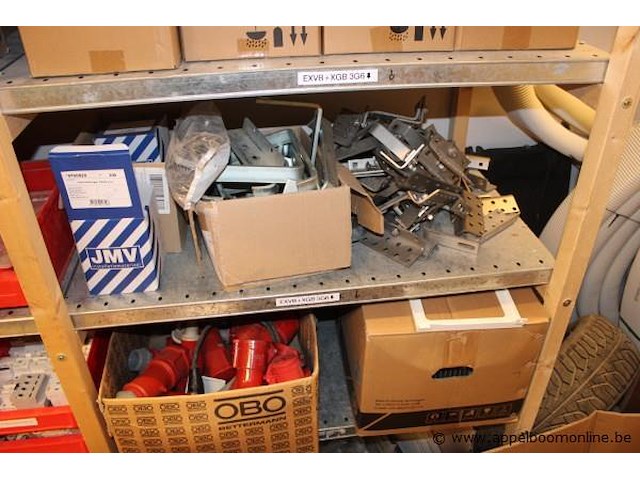 Magazijnstellingen (opslagrekken) – onbekend merk + diverse onderdelen - afbeelding 5 van  7