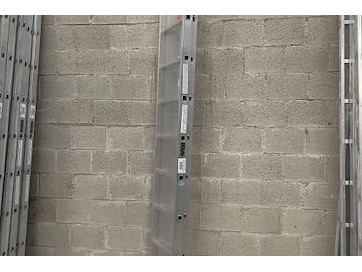 Magazijnveiling - heftruck - stellingen