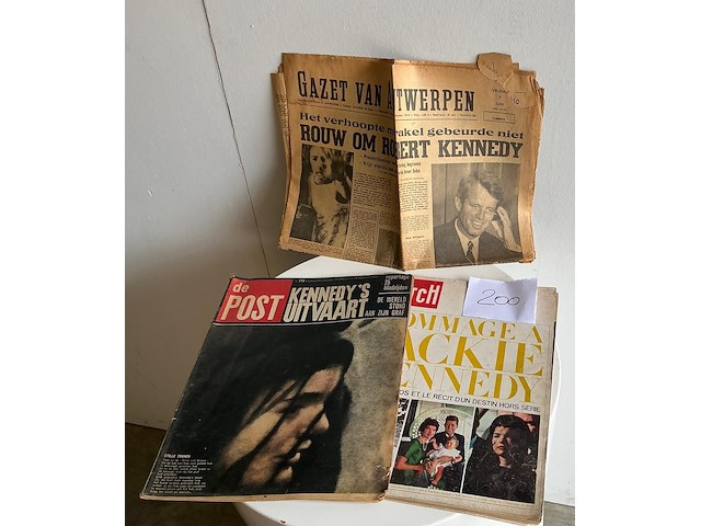 Magazines "kennedy" - afbeelding 1 van  1