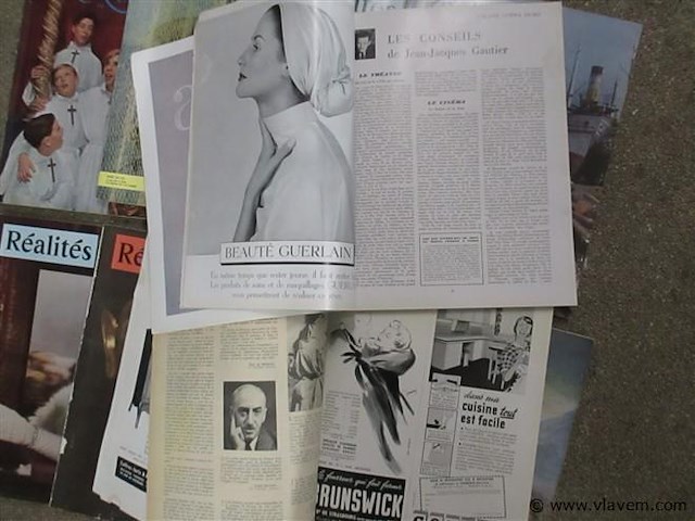 Magazines - afbeelding 2 van  3