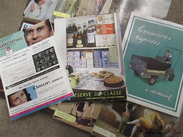 Magazines - afbeelding 3 van  3