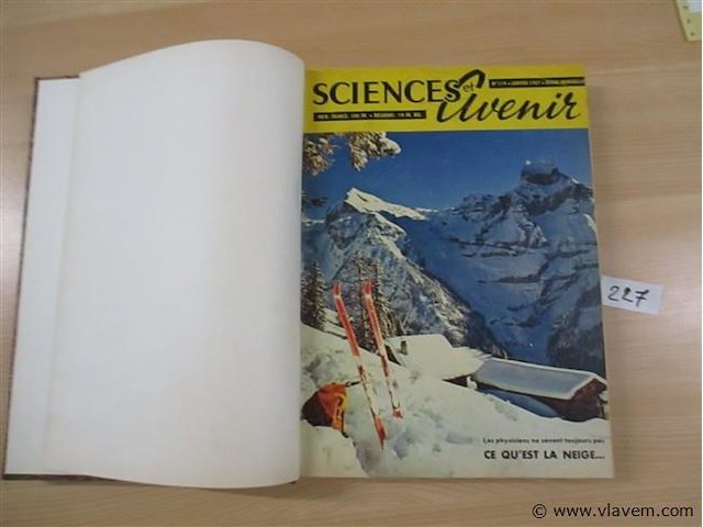 Magazines - afbeelding 1 van  3
