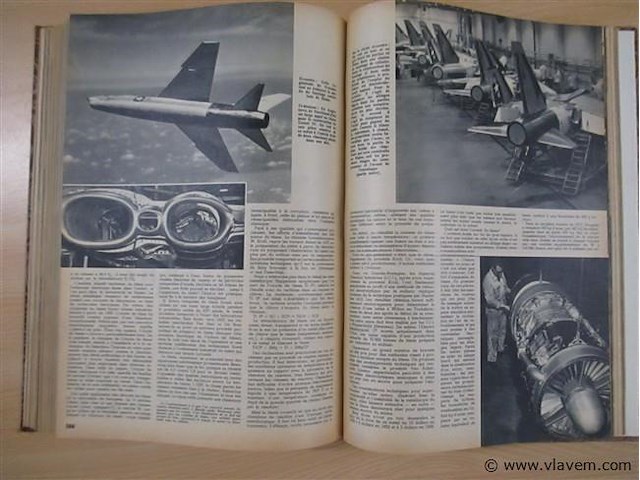 Magazines - afbeelding 3 van  3