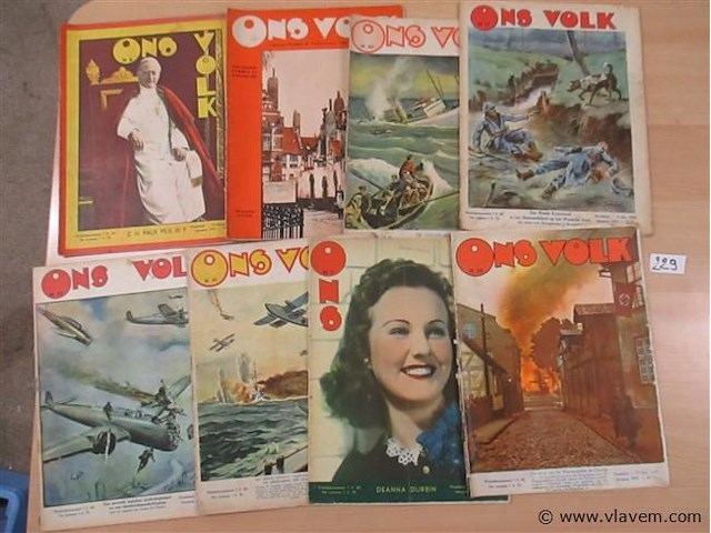 Magazines - afbeelding 1 van  3