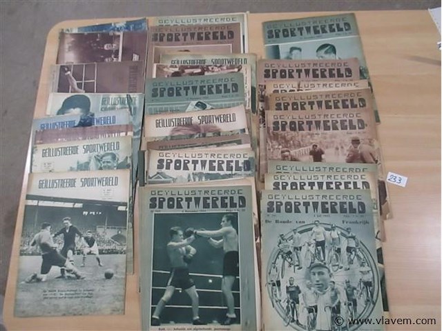 Magazines - afbeelding 1 van  3