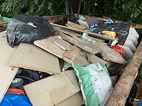 Magdaleens optrekcontainer - afbeelding 5 van  6