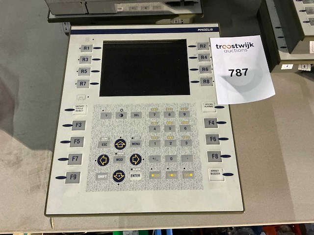 Magelis xbt f011310pr bedieningspaneel - afbeelding 1 van  4