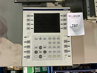 Magelis xbt f011310pr bedieningspaneel - afbeelding 2 van  4