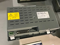 Magelis xbt pm027010 bedieningspaneel (2x) - afbeelding 4 van  4