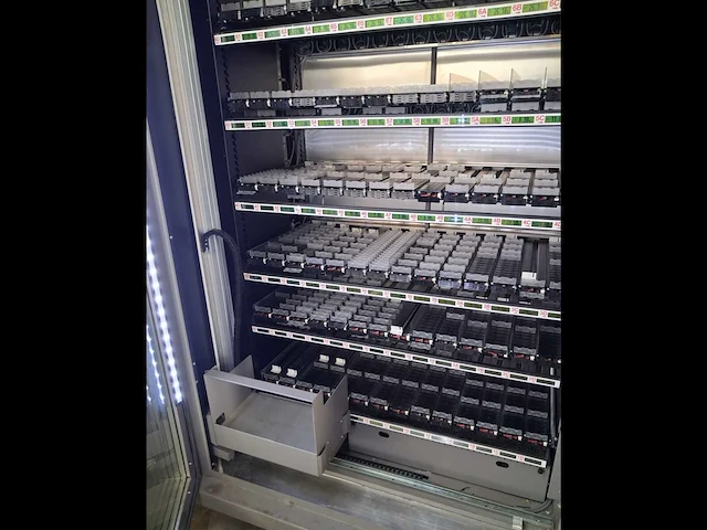 Magex bigstore 14 verkoopautomaat - afbeelding 13 van  13
