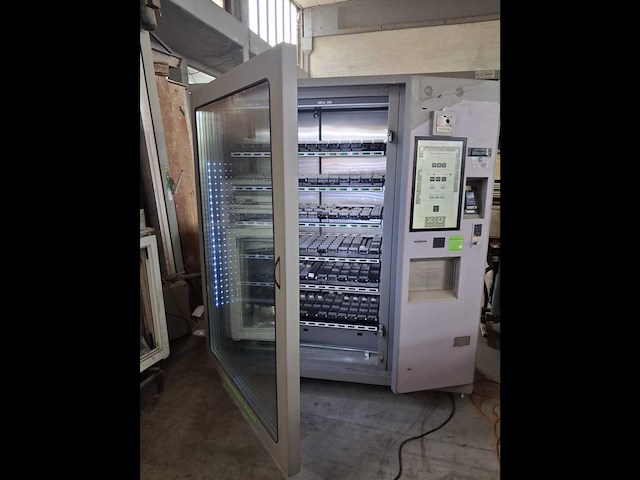 Magex bigstore 14 verkoopautomaat - afbeelding 11 van  13