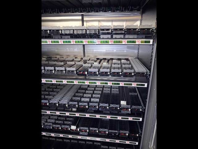 Magex bigstore 14 verkoopautomaat - afbeelding 5 van  13