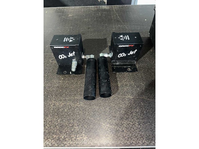 Magic fx - co2 jets (2x) - afbeelding 3 van  4