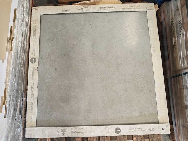 Magica industry silver mat vloertegel 90x90 cm 12,15 m² - afbeelding 1 van  7