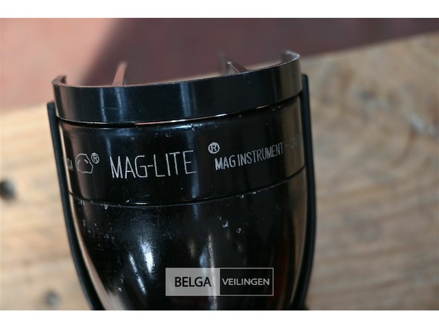 Maglite oplaadbare zaklamp - afbeelding 4 van  4