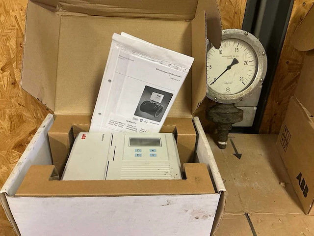 Magmaster abb electromagnetic flowmeters watermeter (2x) - afbeelding 1 van  2
