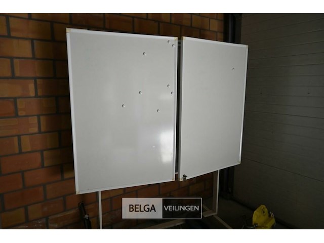 Magnetisch whiteboard met klapdeuren - afbeelding 2 van  2