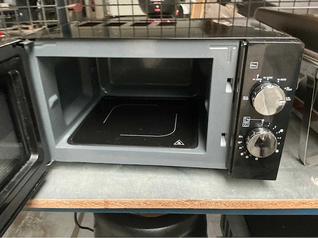 Magnetron en chafing dish - afbeelding 3 van  8