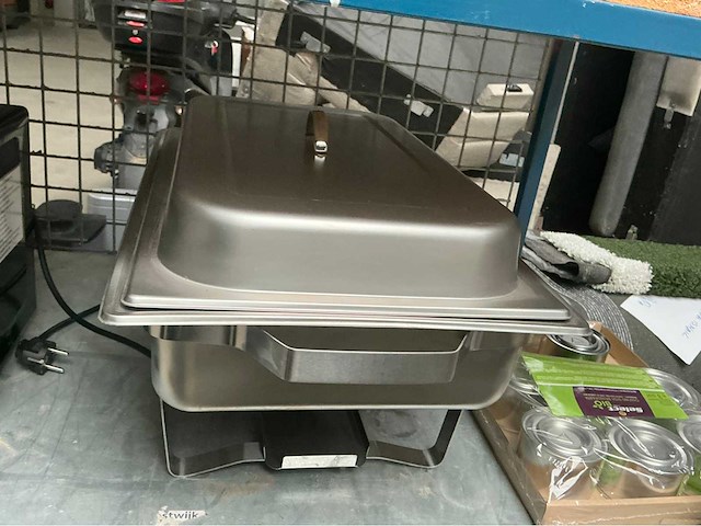 Magnetron en chafing dish - afbeelding 6 van  8