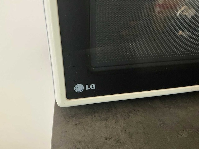 Magnetron en sodastream - afbeelding 2 van  3