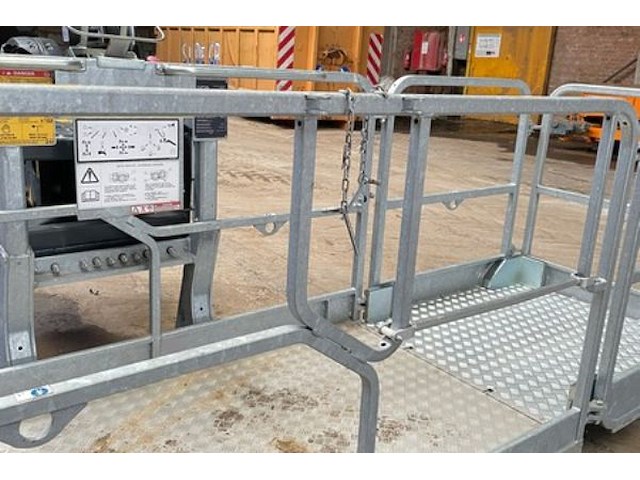 Magni uitschuifbaar platform voor jcb - afbeelding 2 van  13