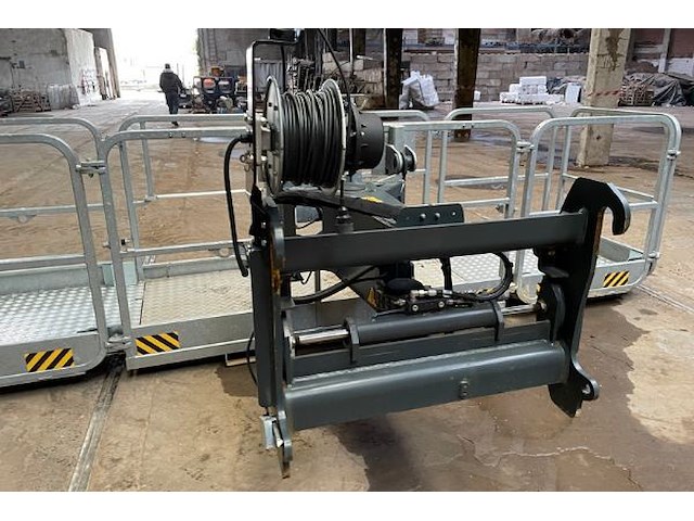 Magni uitschuifbaar platform voor jcb - afbeelding 6 van  13