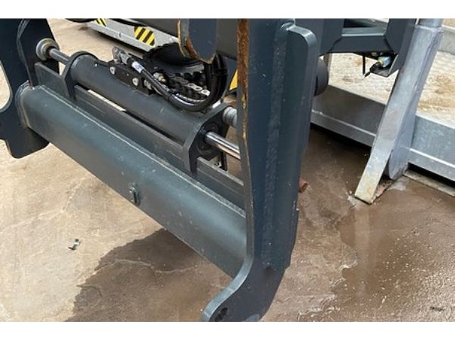 Magni uitschuifbaar platform voor jcb - afbeelding 10 van  13