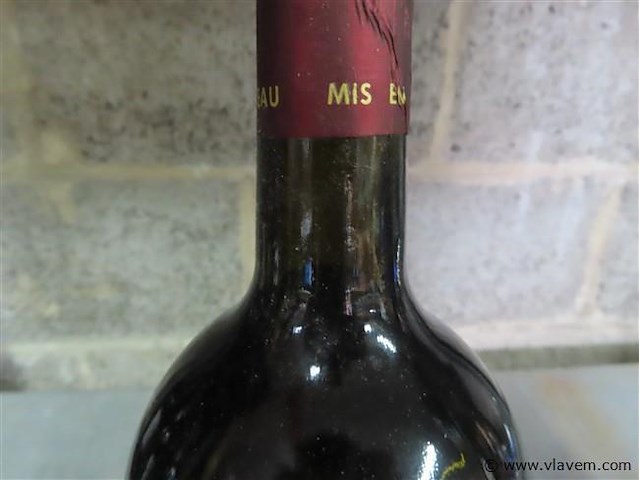 Magnum 1,5 liter "château beauséjour" - afbeelding 2 van  4