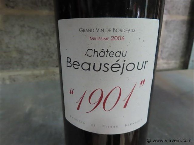 Magnum 1,5 liter "château beauséjour" - afbeelding 3 van  4